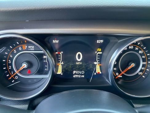 Used 2020 Jeep Gladiator Sport w/ Quick Order Package 24S AWD/4WD image 18