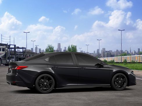 New 2026 Toyota Camry Hybrid AWD/4WD image 13