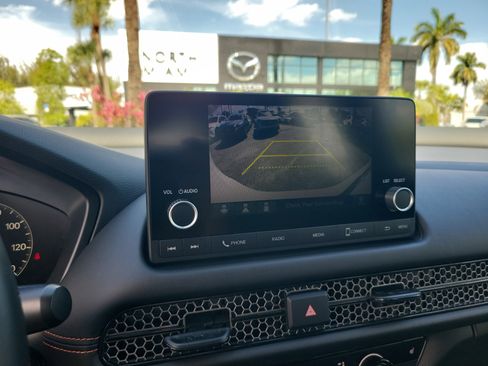 Used 2025 Honda HR-V Sport image 16