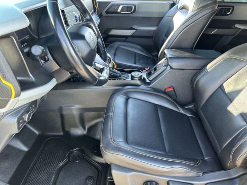 Used 2021 Ford Bronco Badlands AWD/4WD image 16