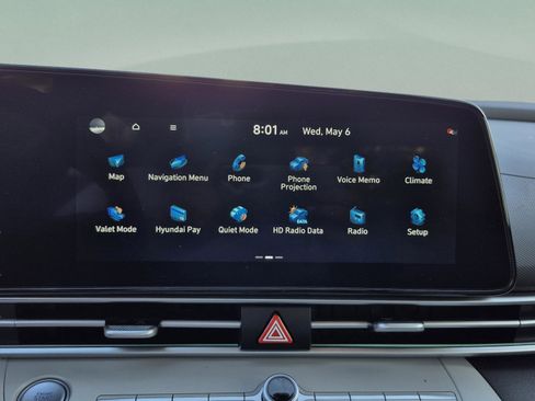 Used 2025 Hyundai Elantra Limited FWD image 26