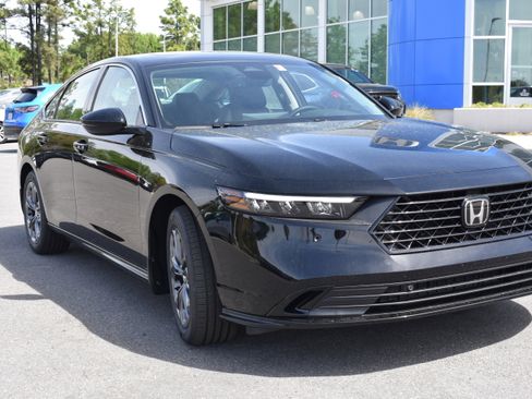 New 2026 Honda Accord EX-L image 3