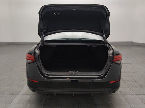 Used 2024 Nissan Sentra SV FWD image 29