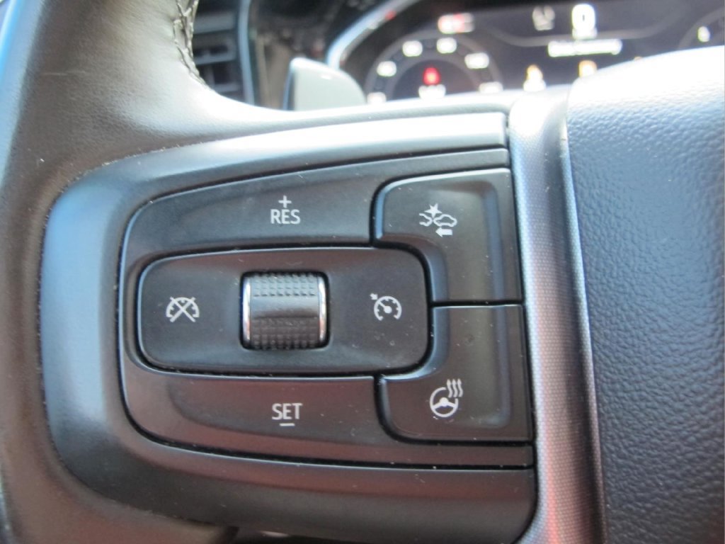 Used 2025 GMC Sierra 1500 SLT w/ SLT Premium Plus Package AWD/4WD image 19