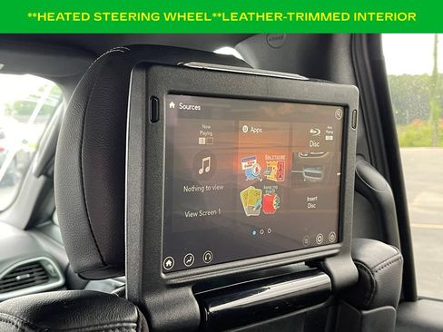 Used 2020 Chrysler Pacifica Touring-L Plus FWD image 11