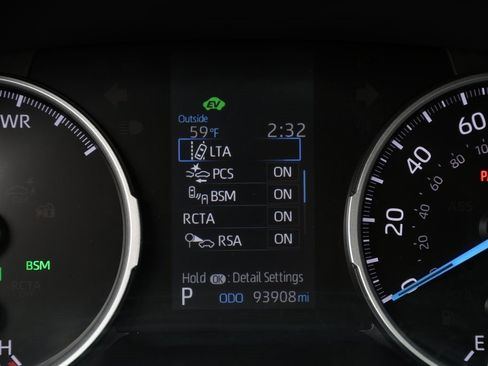 Used 2021 Toyota RAV4 XLE Premium image 26