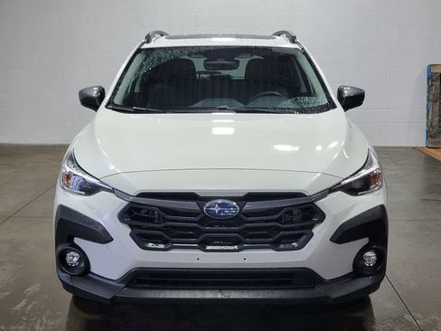 Used 2025 Subaru Crosstrek 2.0i Premium AWD/4WD image 3