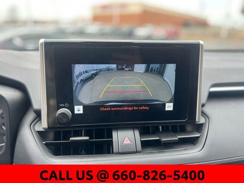 Used 2025 Toyota RAV4 XLE image 16
