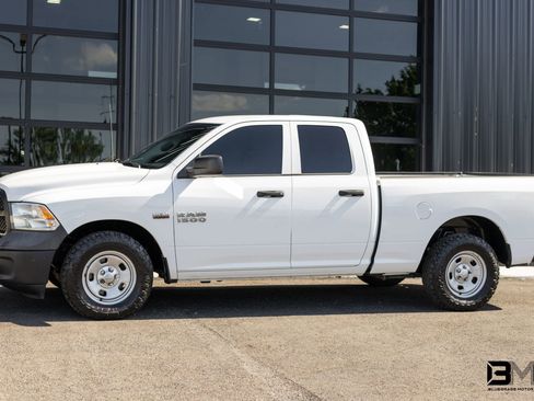 Used 2015 RAM 1500 Tradesman RWD image 3