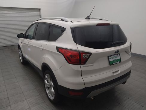 Used 2019 Ford Escape Titanium FWD image 5