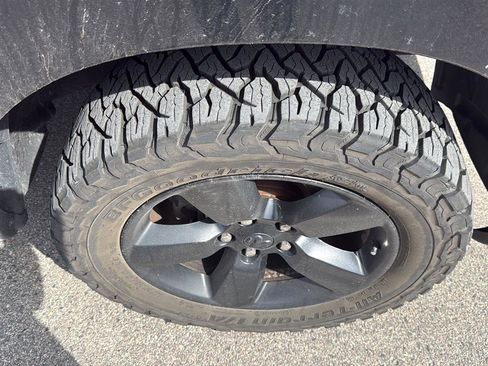 Used 2015 RAM 1500 Express image 16