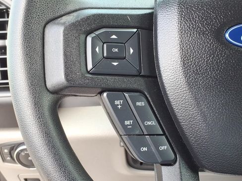 Used 2017 Ford F150 XL w/ Equipment Group 101A Mid AWD/4WD image 18