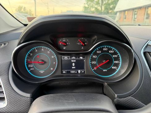 Used 2018 Chevrolet Cruze LS FWD image 24