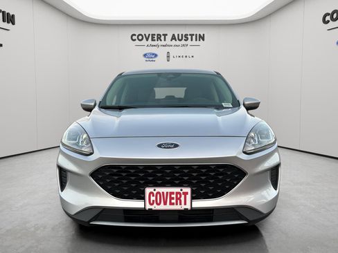 Used 2020 Ford Escape SE image 8