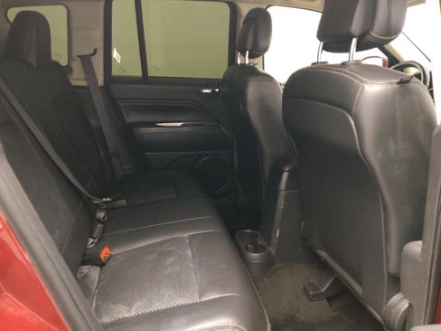 Used 2017 Jeep Compass Latitude image 19