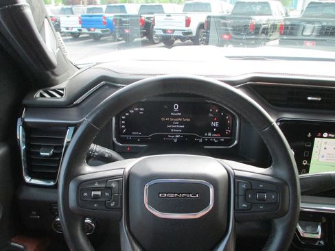Used 2024 GMC Sierra 2500 Denali Ultimate w/ Max Trailering Package AWD/4WD image 40
