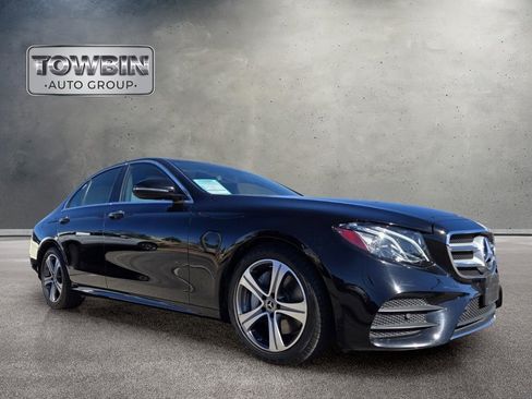 Used 2020 Mercedes-Benz E 350 Sedan image 2