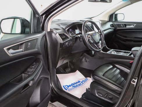 Used 2022 Ford Edge SEL image 3