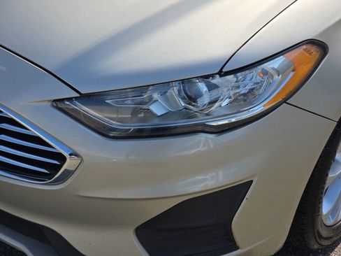 Used 2019 Ford Fusion SE image 34