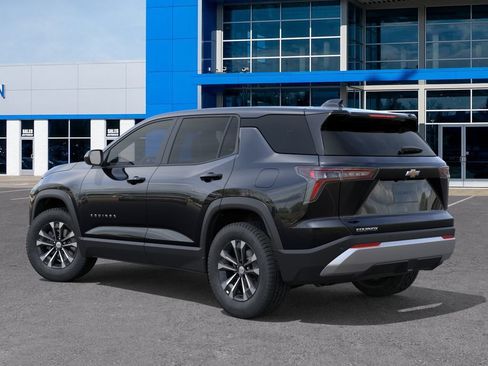 New 2027 Chevrolet Equinox LT FWD image 3