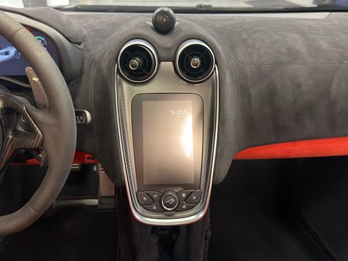 Used 2020 McLaren 600LT Spider RWD image 30