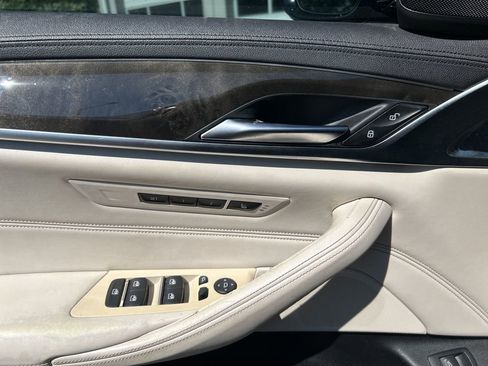 Used 2018 BMW 540i xDrive AWD/4WD image 15