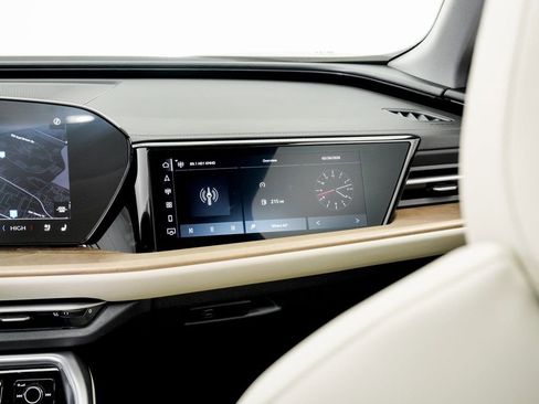 Used 2025 Audi Q5 Prestige image 18