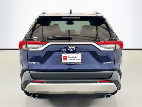Used 2025 Toyota RAV4 Limited FWD image 5