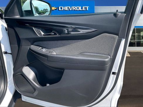 Used 2025 Chevrolet TrailBlazer LT w/ Driver Confidence Package AWD/4WD image 27
