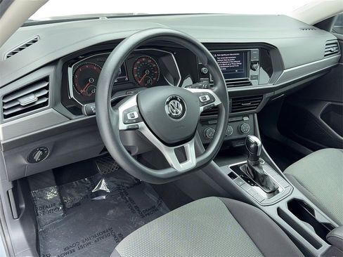 Used 2020 Volkswagen Jetta S image 14