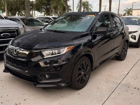 Used 2022 Honda HR-V Sport image 2
