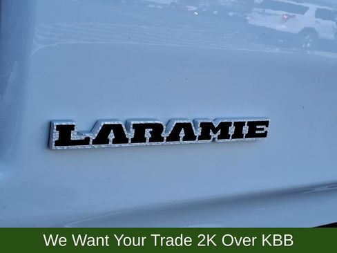 Used 2020 RAM 1500 Laramie AWD/4WD image 11
