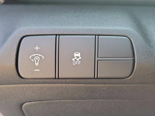 New 2026 Hyundai Elantra SEL Sport FWD image 19