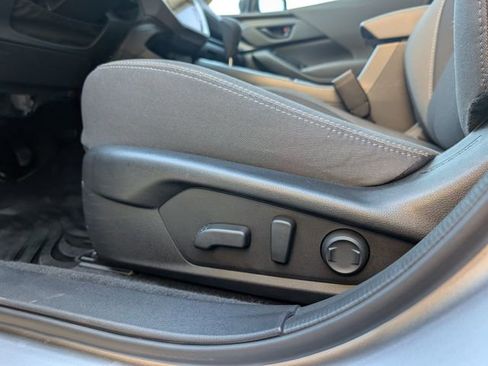 Certified 2025 Subaru Crosstrek 2.0i Premium image 19