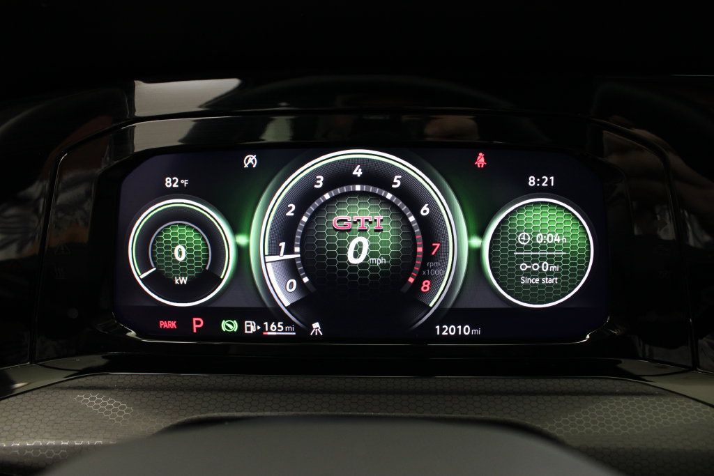 Certified 2023 Volkswagen GTI SE FWD image 10
