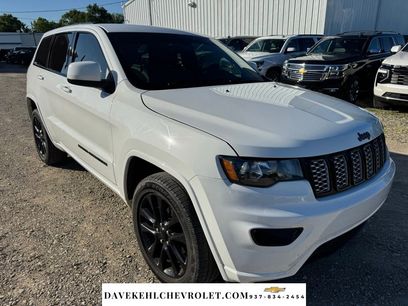 Used 2018 Jeep Grand Cherokee Altitude