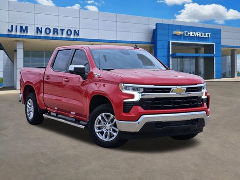 Used 2024 Chevrolet Silverado 1500 LT w/ Z71 Off-Road Package image 1