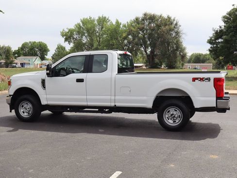 Used 2022 Ford F250 XL w/ Power Equipment Group AWD/4WD image 8