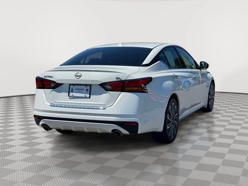 Used 2023 Nissan Altima 2.5 SL FWD image 4
