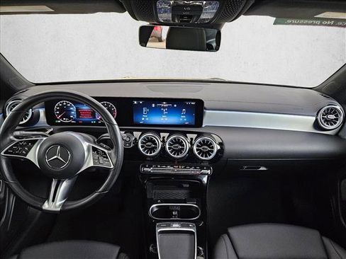 Used 2025 Mercedes-Benz CLA 250 4MATIC image 20