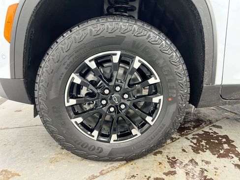 New 2026 Chevrolet Traverse Z71 w/ Enhanced Driving Package image 28