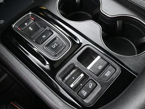 Used 2023 Honda Pilot TrailSport image 24