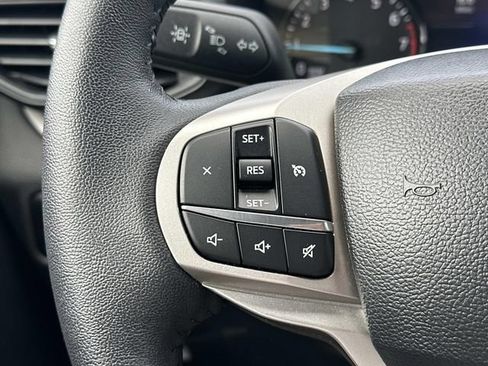 Certified 2024 Ford Explorer XLT AWD/4WD image 23