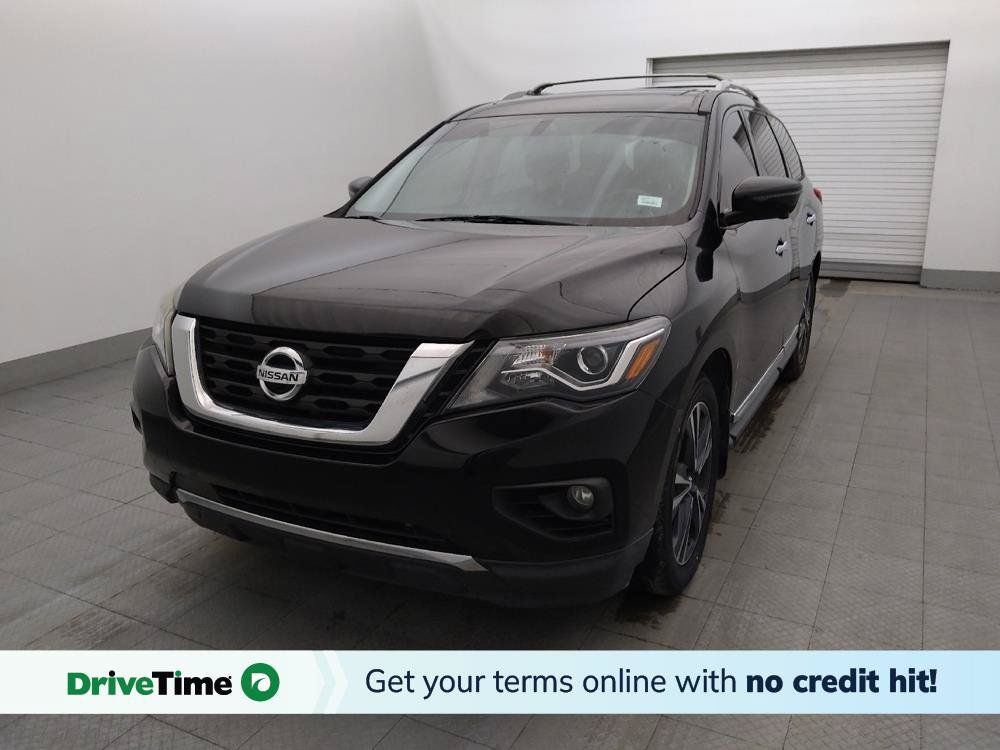 Used 2017 Nissan Pathfinder Platinum FWD image 1