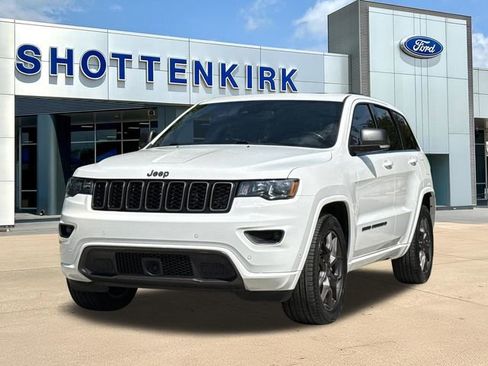 Used 2021 Jeep Grand Cherokee Limited w/ Quick Order Package 28K 80th RWD image 3
