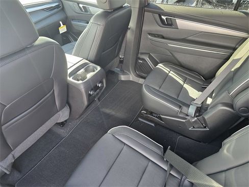 New 2026 Buick Enclave Preferred image 11