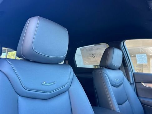 New 2026 Cadillac XT5 Luxury w/ LPO, Floor Liner Package AWD/4WD image 17