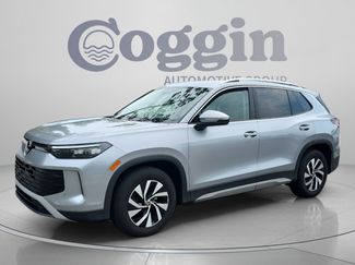 Used 2025 Volkswagen Tiguan S FWD video 1