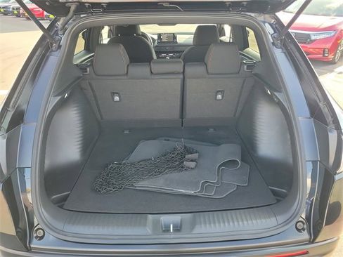 Certified 2023 Honda HR-V Sport image 9