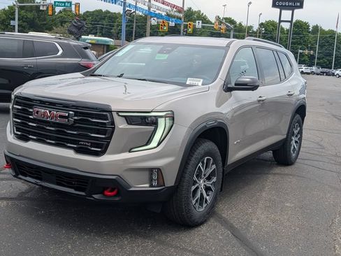 New 2026 GMC Acadia AT4 w/ Luxury Package AWD/4WD image 3